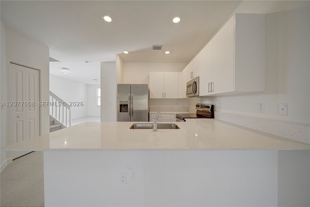 11881 NW 47th Mnr, Coral Springs, FL 33076