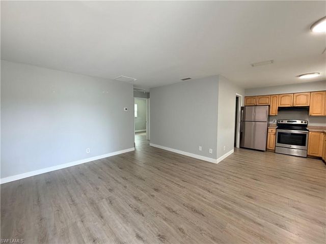 1759 Aquarius CT, Fort Myers, FL 33916