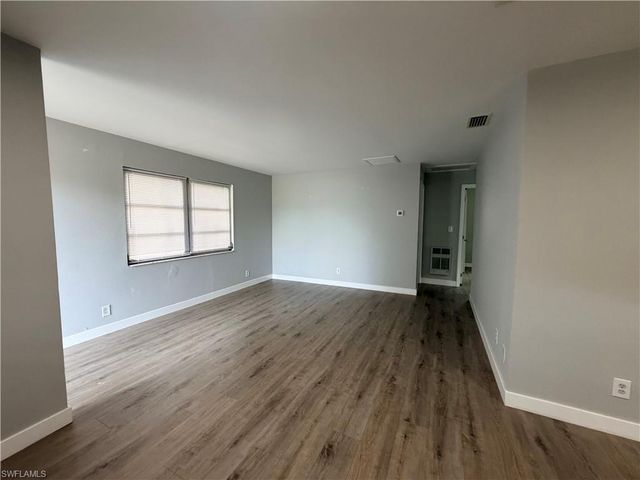 1759 Aquarius CT, Fort Myers, FL 33916