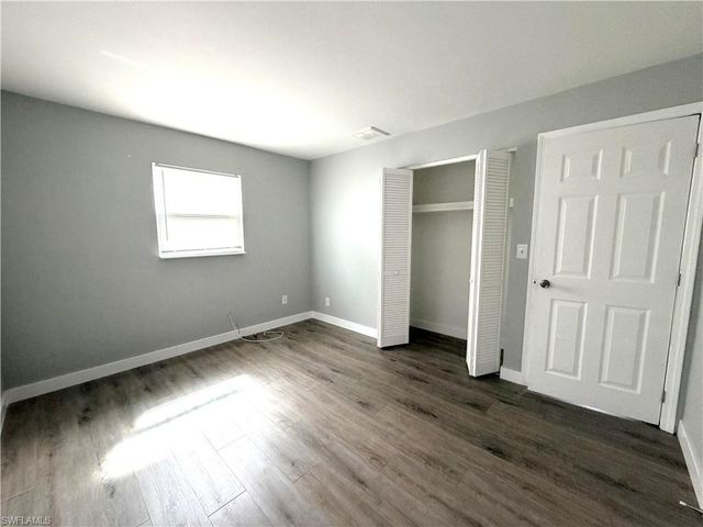 1759 Aquarius CT, Fort Myers, FL 33916