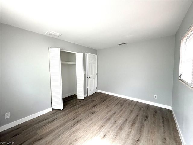 1759 Aquarius CT, Fort Myers, FL 33916