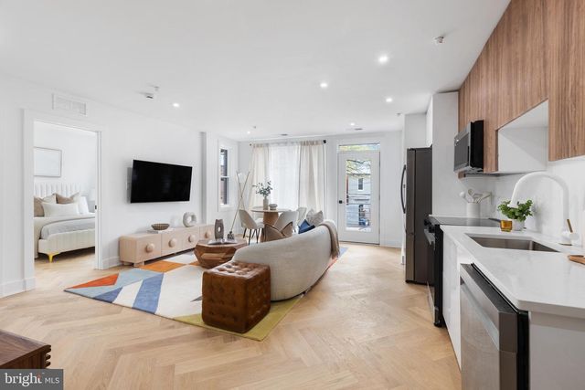 1124 FLORIDA NE #105, Washington, DC 20002