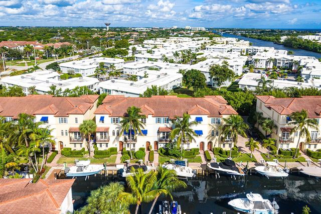 824 Virginia Garden Drive, Boynton Beach, FL 33435