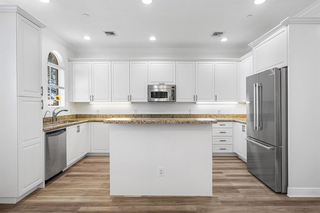 824 Virginia Garden Drive, Boynton Beach, FL 33435