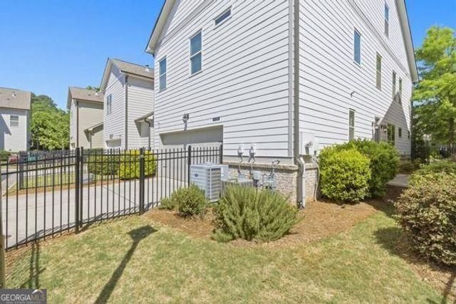 1720 Whitfield Parc Circle SE, Smyrna, GA 30080