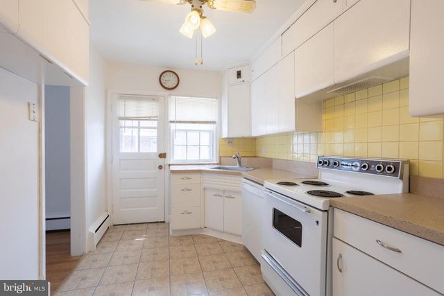 3211 SHELBURNE RD, Baltimore, MD 21208