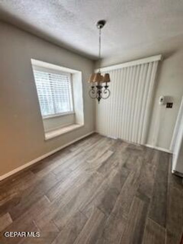 729 MARTHA GALE Drive, El Paso, TX 79912