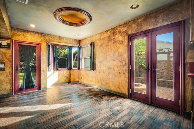 6268 Norwich Avenue, Van Nuys (los Angeles), CA 91411