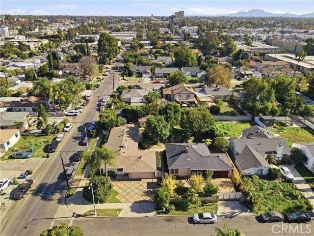 6268 Norwich Avenue, Van Nuys (los Angeles), CA 91411