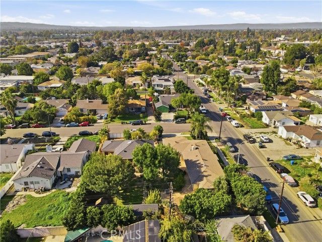 6268 Norwich Avenue, Van Nuys (los Angeles), CA 91411