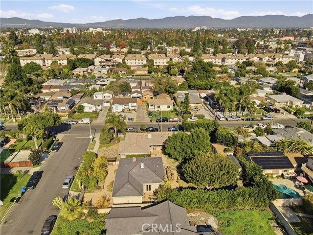 6268 Norwich Avenue, Van Nuys (los Angeles), CA 91411