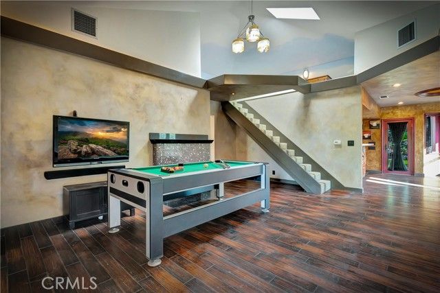 6268 Norwich Avenue, Van Nuys (los Angeles), CA 91411