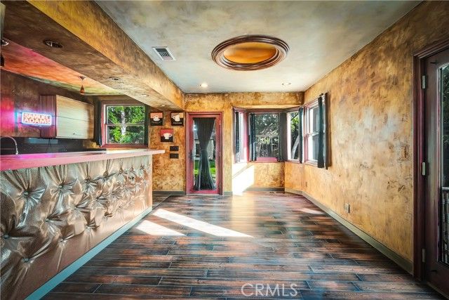 6268 Norwich Avenue, Van Nuys (los Angeles), CA 91411