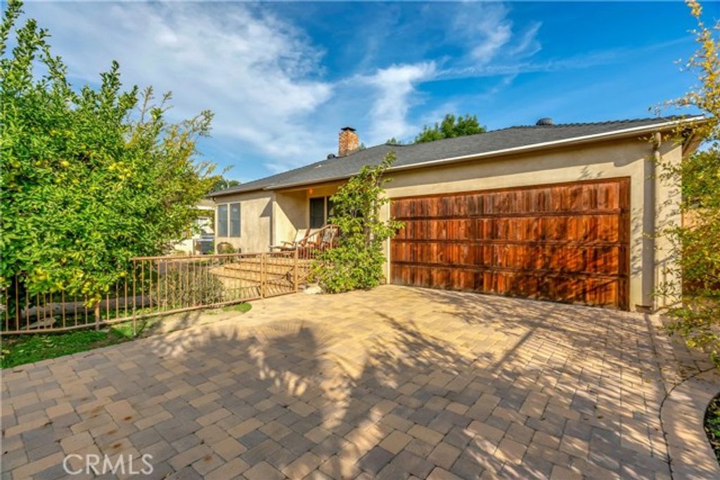 6268 Norwich Avenue, Van Nuys (los Angeles), CA 91411