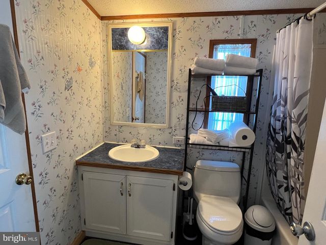 12033 ASSATEAGUE WAY, Berlin, MD 21811