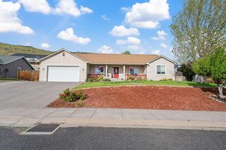 5841 N Hills Drive, Klamath Falls, OR 97603