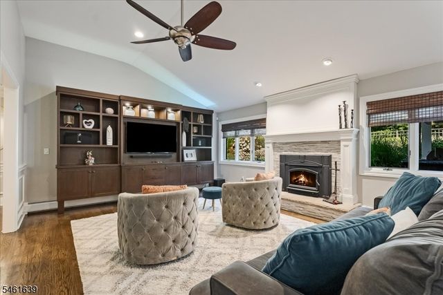 34 W Grover St, Mount Olive Twp., NJ 07836