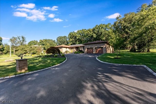 34 W Grover St, Mount Olive Twp., NJ 07836