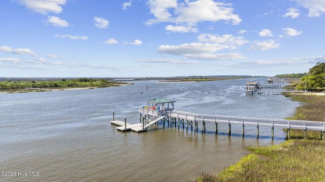 915 Shoreline Drive W 112, Sunset Beach, NC 28468