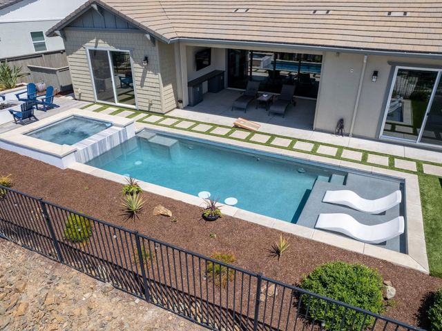 14893 Rustic Ridge Cir, Folsom, CA 95630