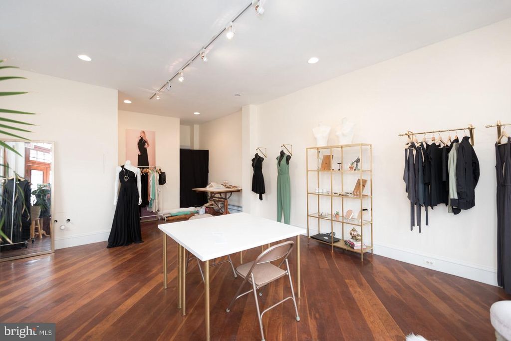2434 E DAUPHIN ST, Philadelphia, PA 19125
