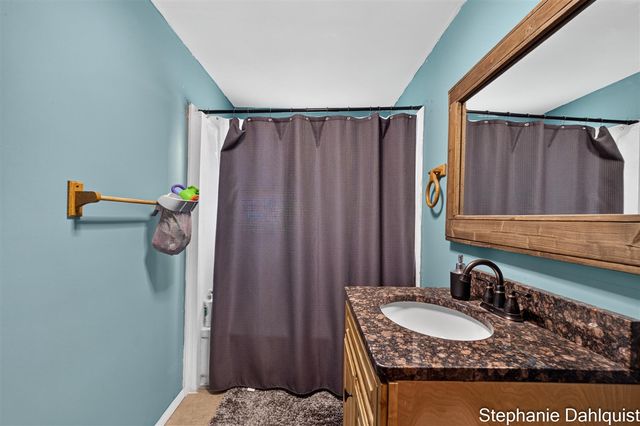 4622 E Apple Avenue, Muskegon, MI 49442