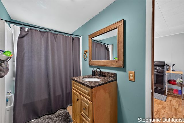 4622 E Apple Avenue, Muskegon, MI 49442