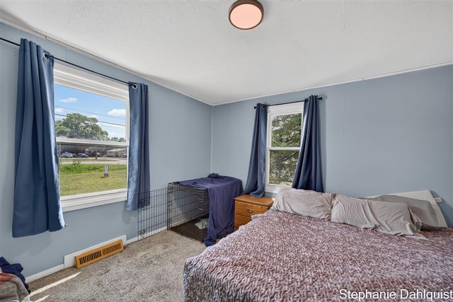 4622 E Apple Avenue, Muskegon, MI 49442