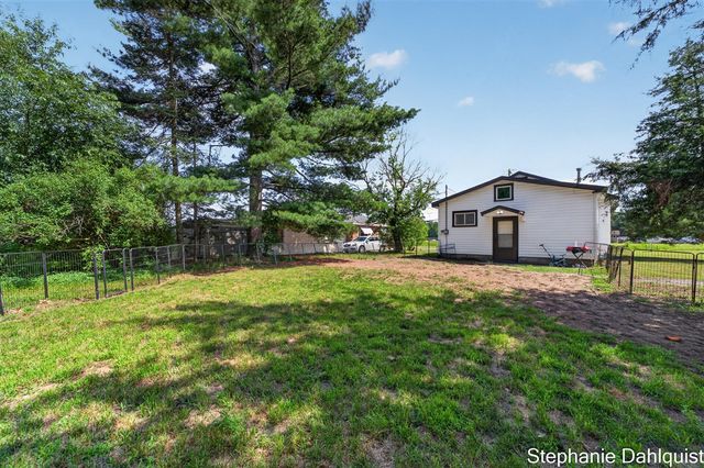 4622 E Apple Avenue, Muskegon, MI 49442