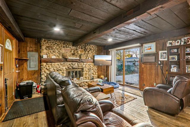 18637 W Karen LANE, Gurnee, IL 60031