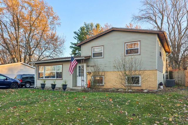 18637 W Karen LANE, Gurnee, IL 60031