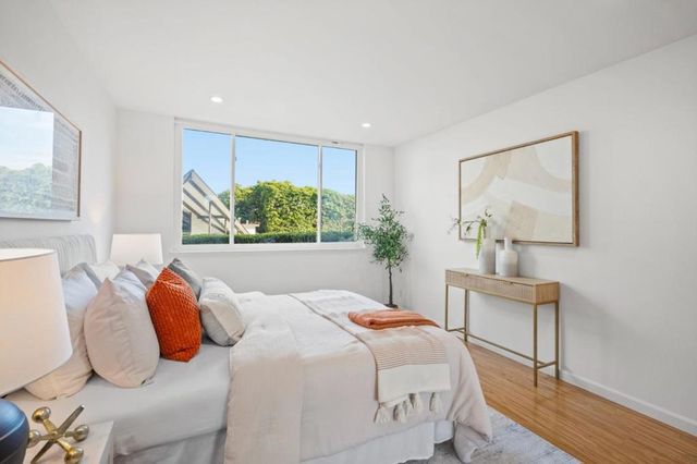 200 Elm Street 102, San Mateo, CA 94401