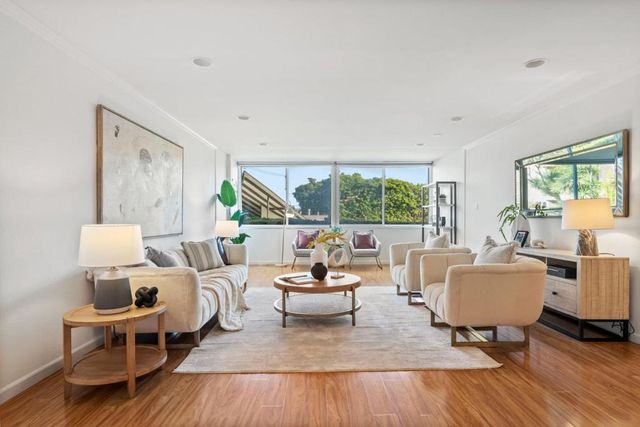 200 Elm Street 102, San Mateo, CA 94401