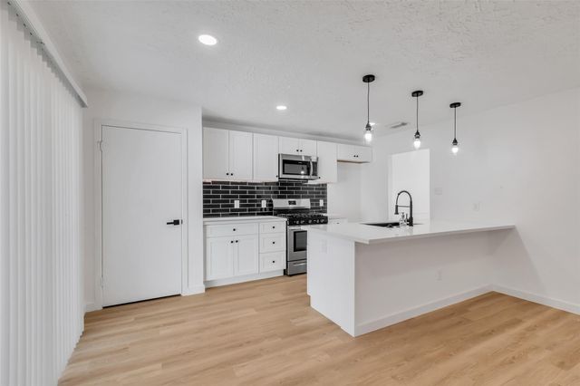 12123 Murr Way, Houston, TX 77048