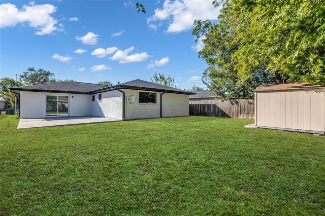 12123 Murr Way, Houston, TX 77048