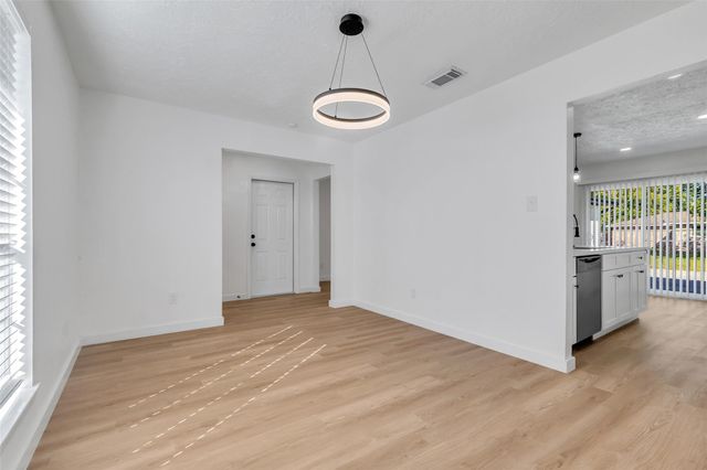 12123 Murr Way, Houston, TX 77048