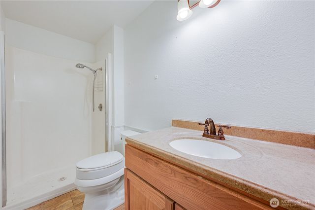 568 SE Oak Road, Port Orchard, WA 98367