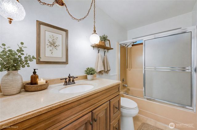 568 SE Oak Road, Port Orchard, WA 98367