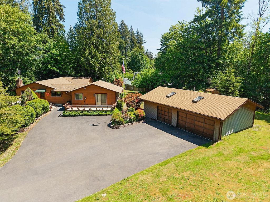 568 SE Oak Road, Port Orchard, WA 98367