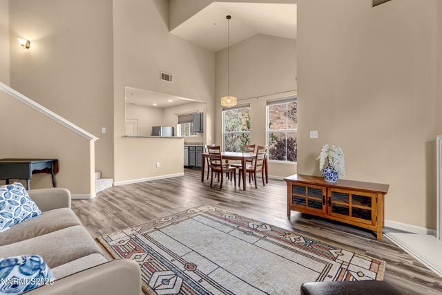 9050 Double R Boulevard APT 825, Reno, NV 89521