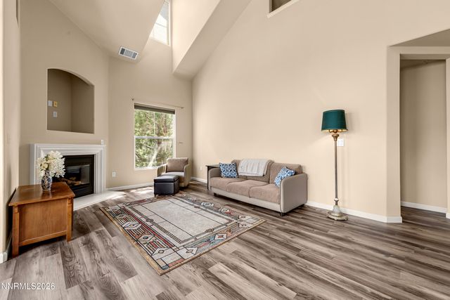 9050 Double R Boulevard APT 825, Reno, NV 89521