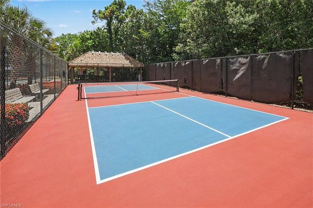 15405 Cedarwood LN 201, Naples, FL 34110