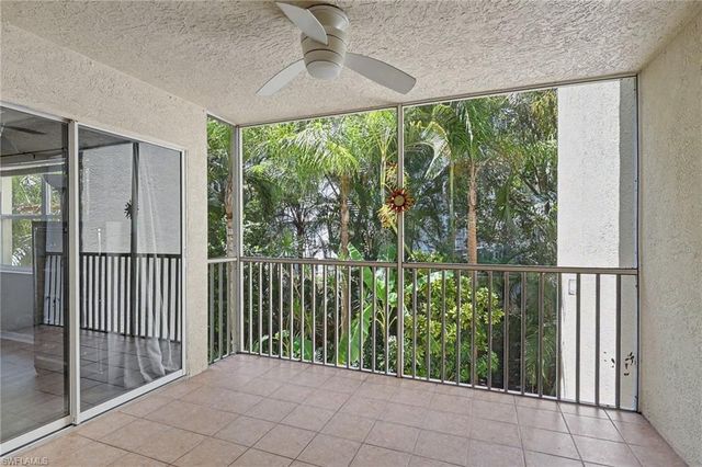 15405 Cedarwood LN 201, Naples, FL 34110