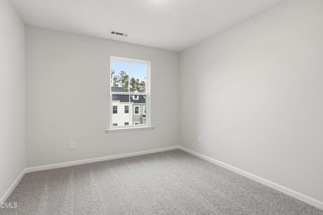 395 Chesapeake Commons Street 122, Garner, NC 27529