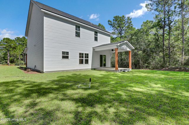 126 Penquin Place, Hampstead, NC 28443