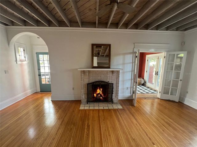 318 VITORIA AVENUE, Winter Park, FL 32789