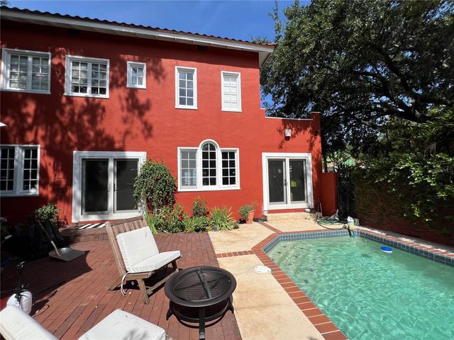 318 VITORIA AVENUE, Winter Park, FL 32789