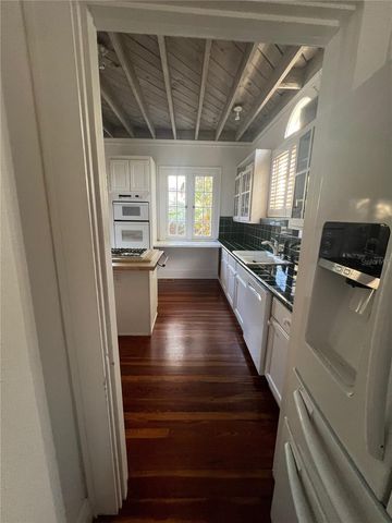 318 VITORIA AVENUE, Winter Park, FL 32789