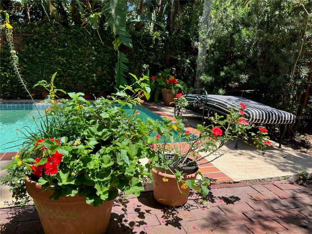 318 VITORIA AVENUE, Winter Park, FL 32789