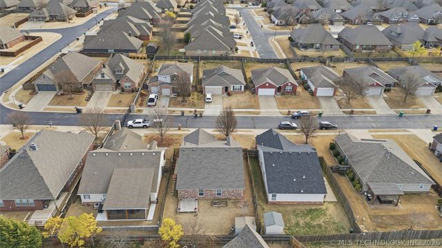 14650 S Toledo Place, Bixby, OK 74008